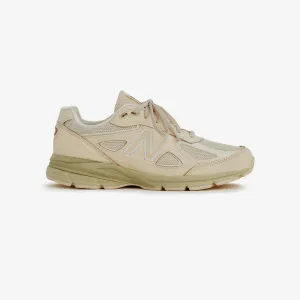 990v4