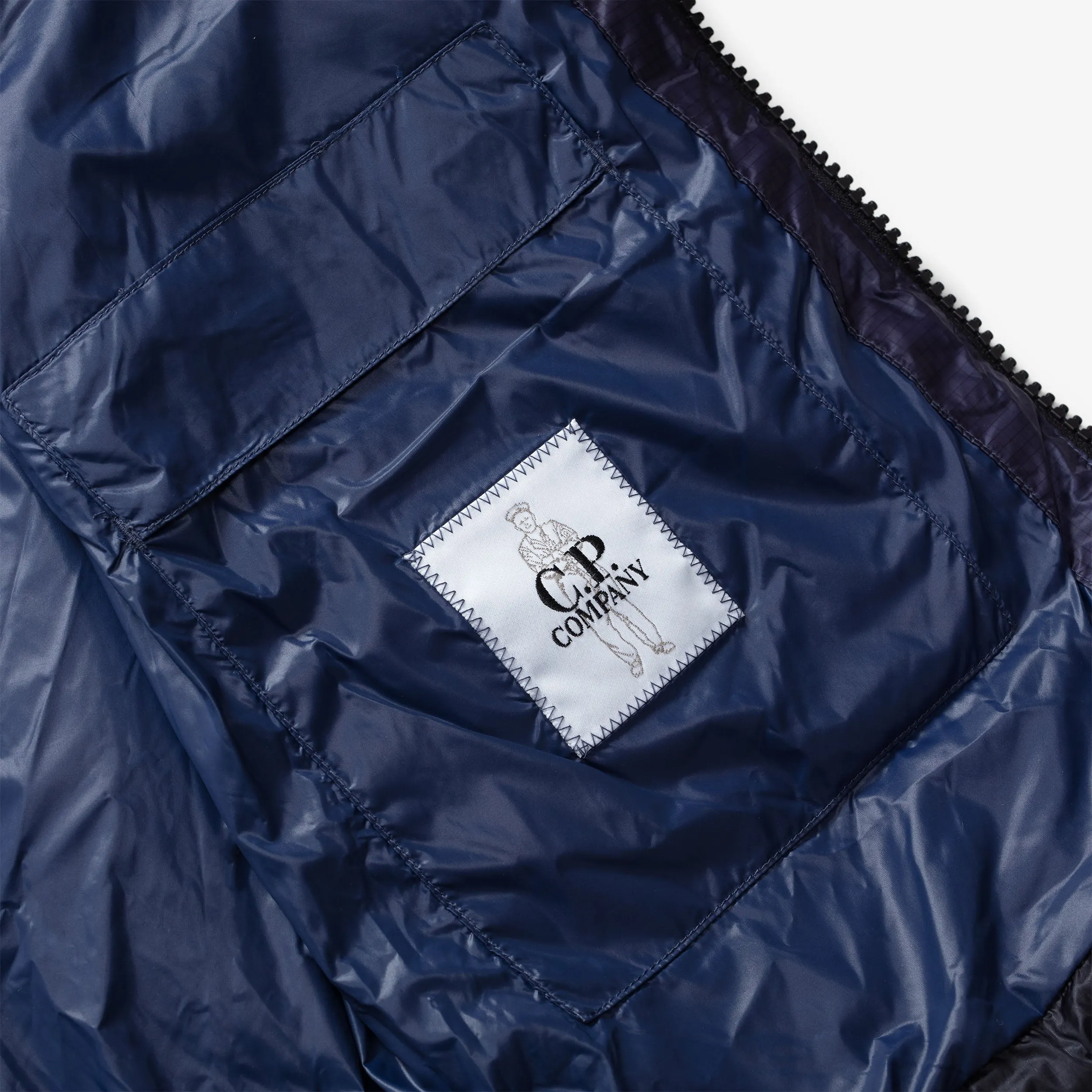 D.D. Shell Hooded Medium Down Jacket