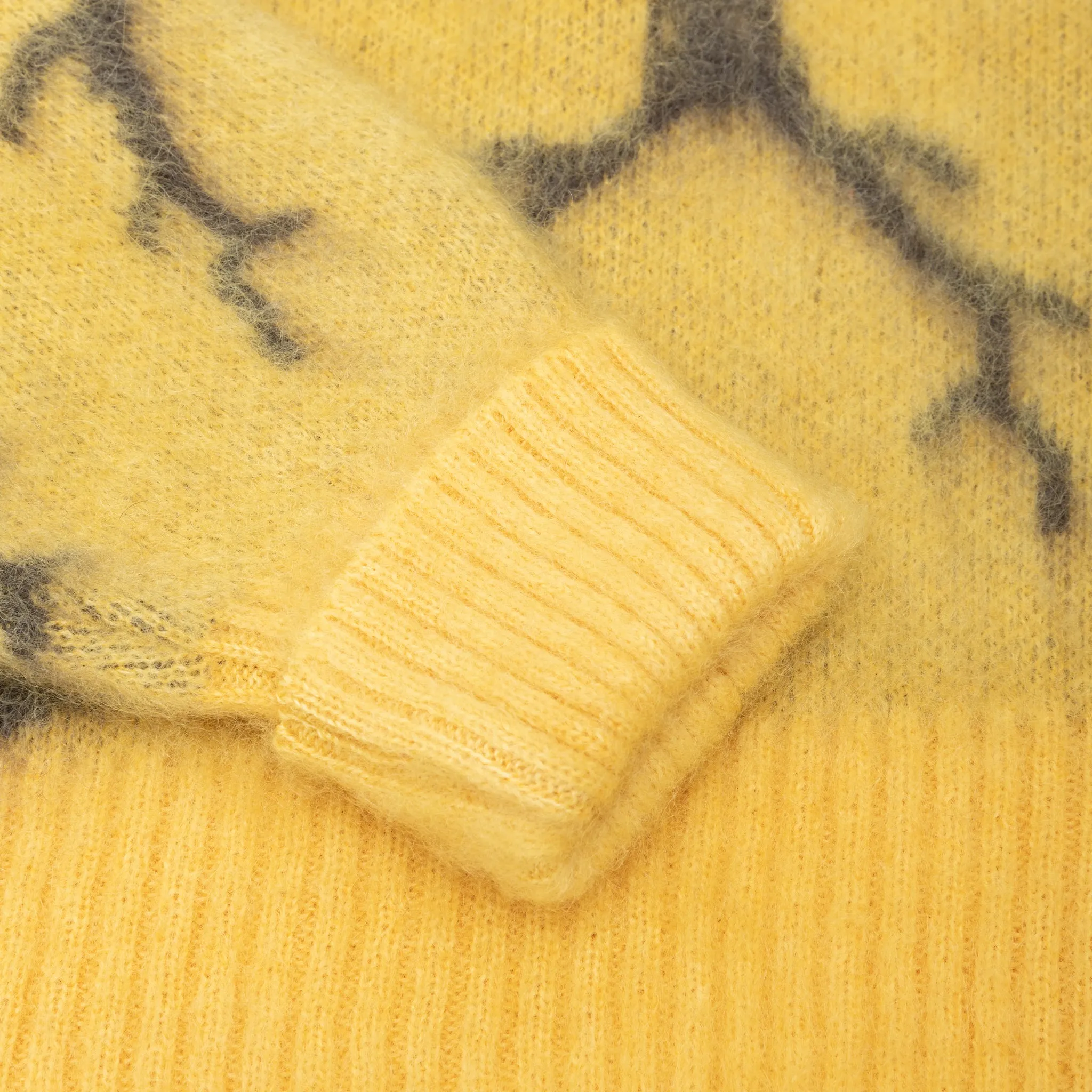 NATIVE LOOSE FIT SWEATER