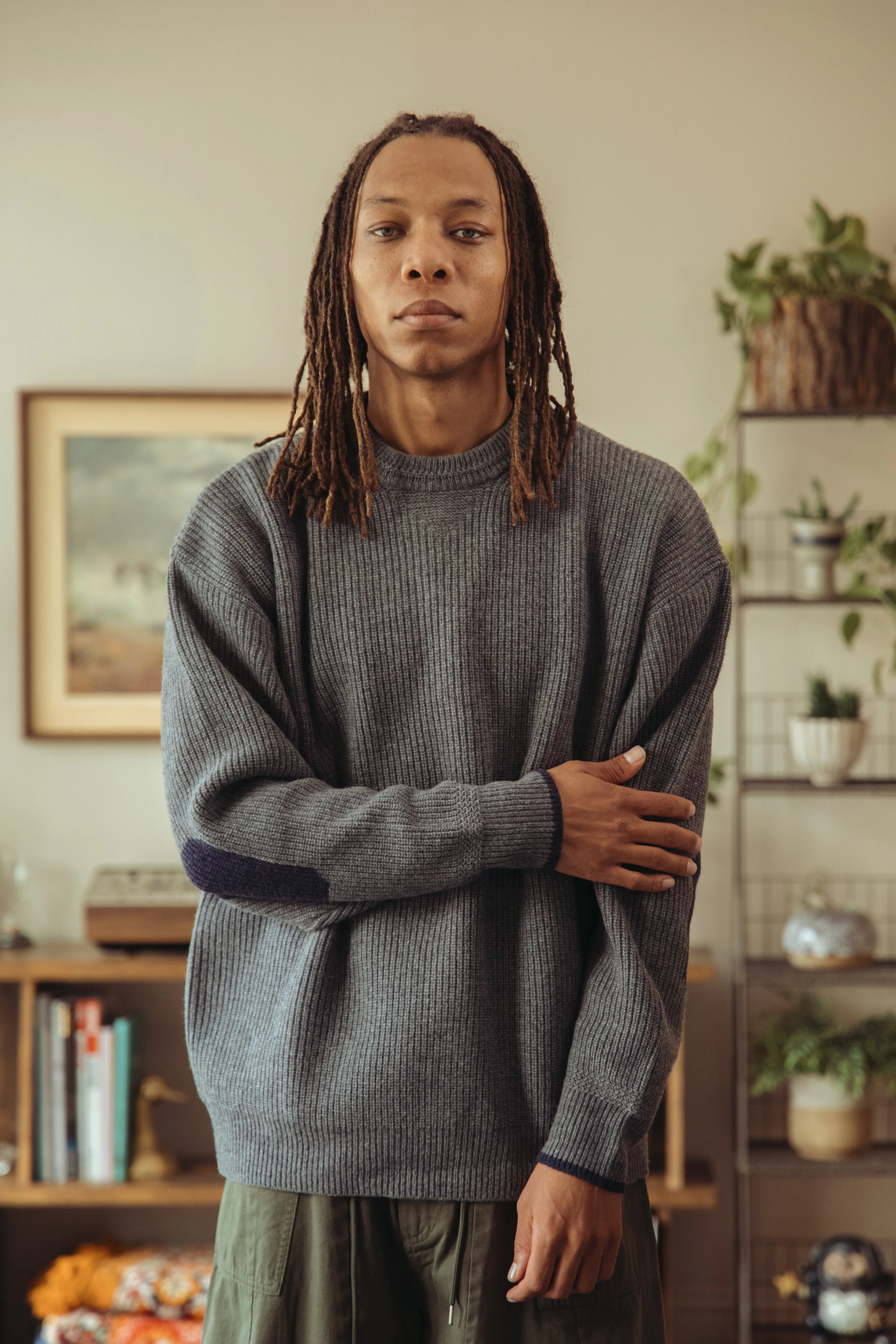 Patch Round Pullover Knit - Gray